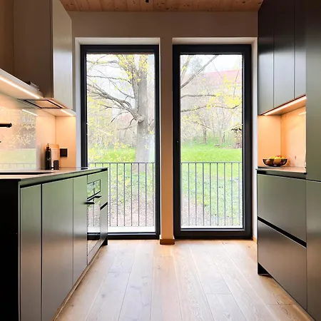 Luxury Family Apartment, Free Parking, Ac, Ps4 Tartu